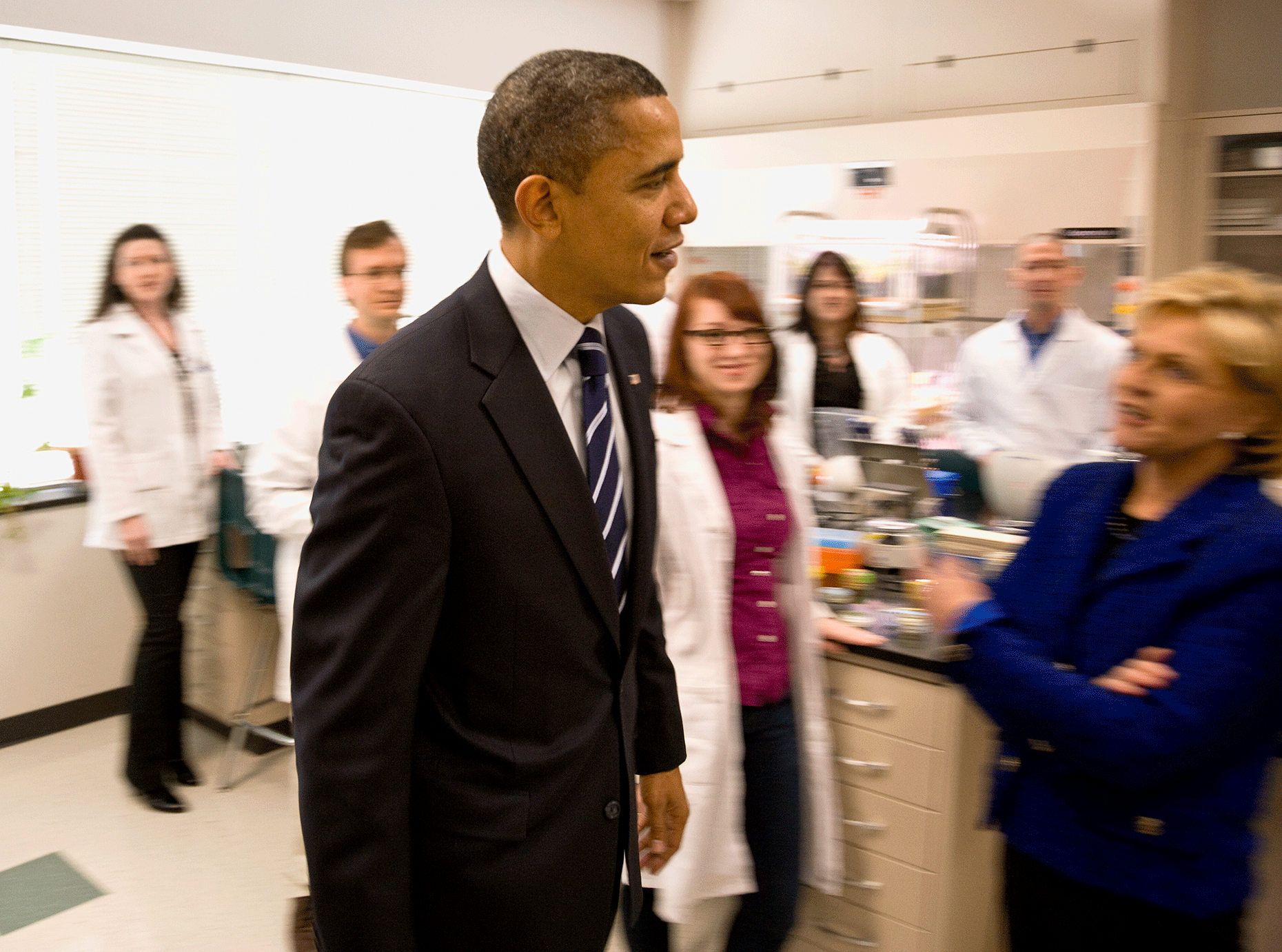 101206_FT_OBama_048_WEB
